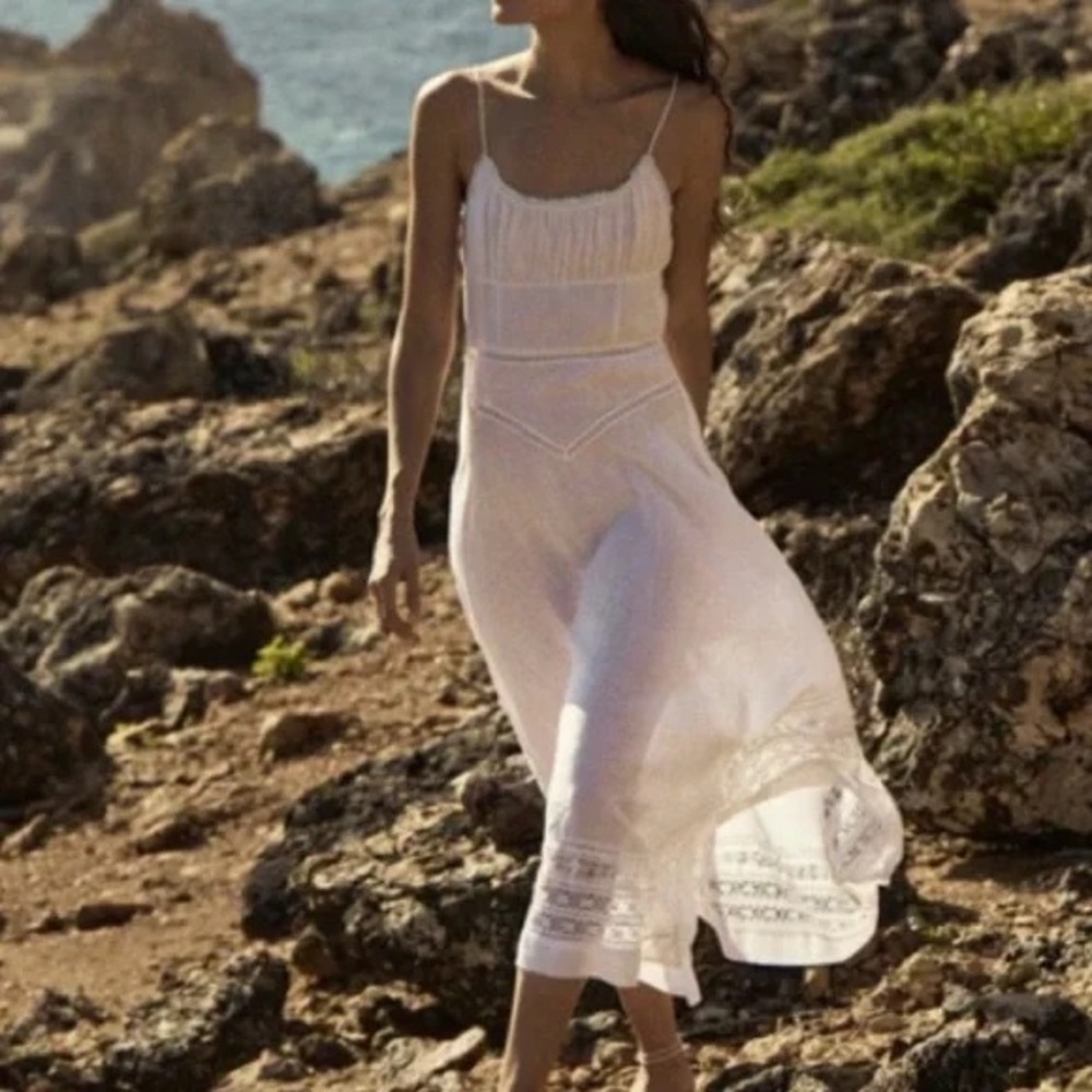 ISO Dôen Sanna Dress